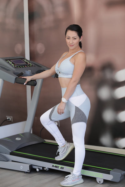 The Contour Legging Light Blue